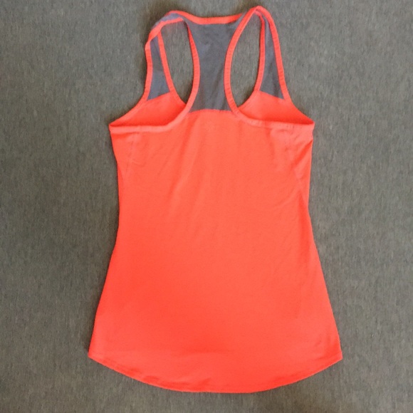 Athleta Workout Tops - Picture 3 of 8